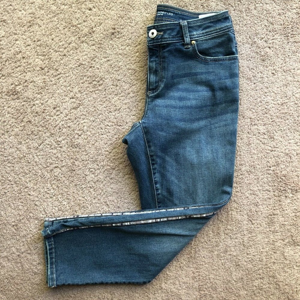 INC Womens Skinny Leg Curvy Fit Denim Jeans, Size 4 (29x25), Blue - Lighter Wash